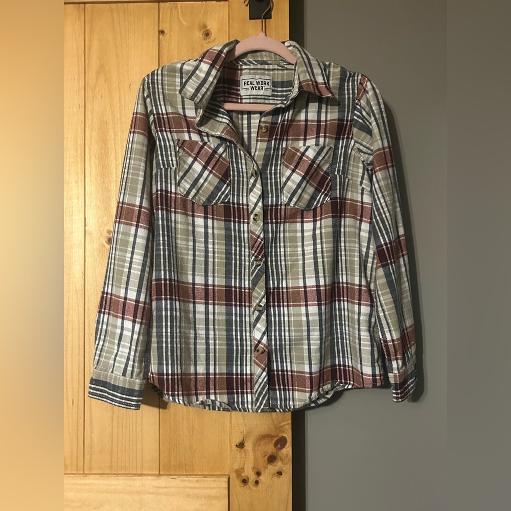 Women’s Button Down Shirt Size Medium